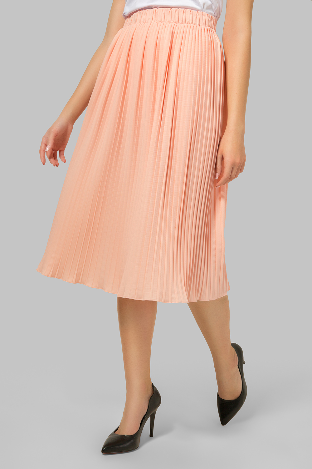 Peach pleated skirt