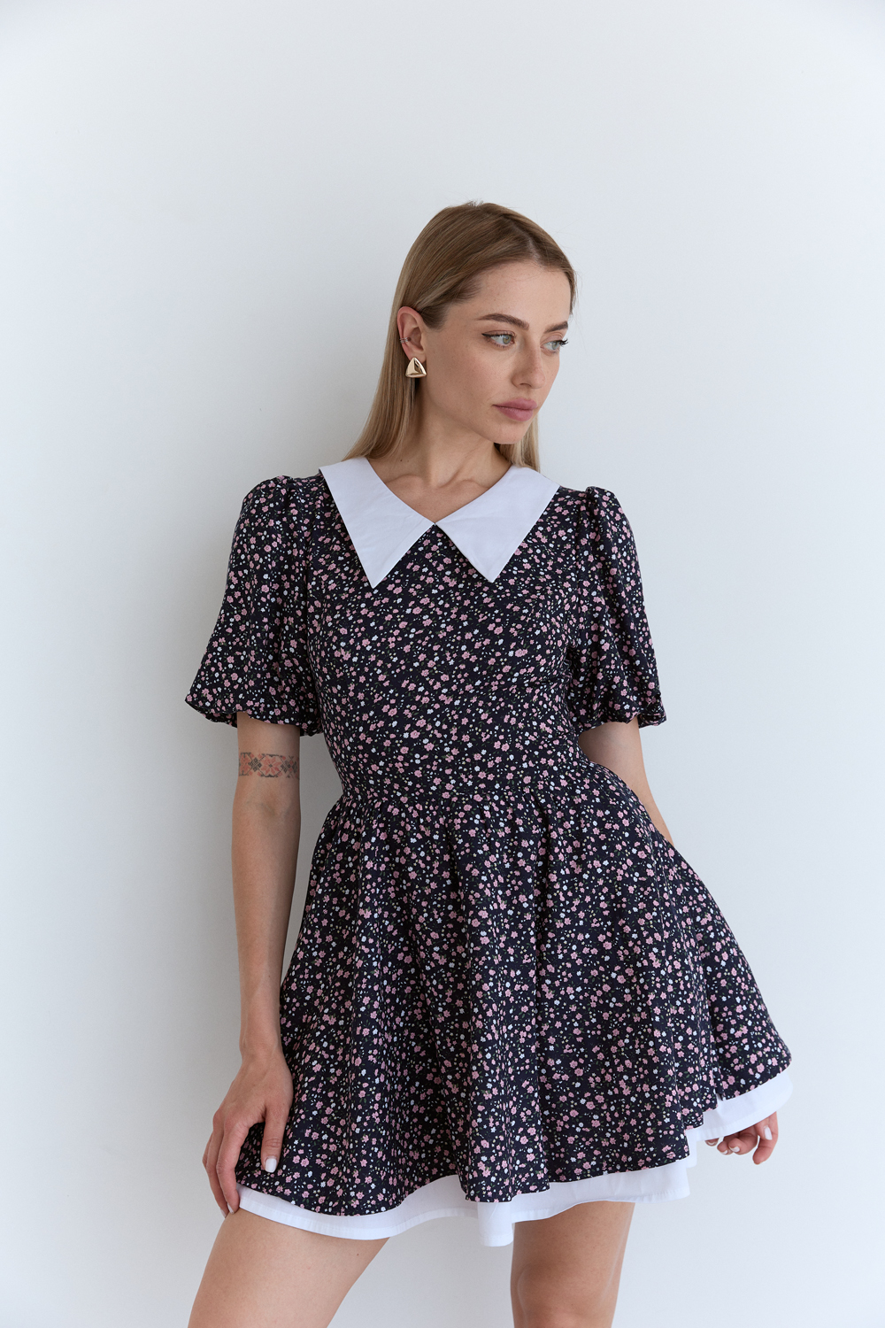 Dark blue light staple minidress with collar and petticoat