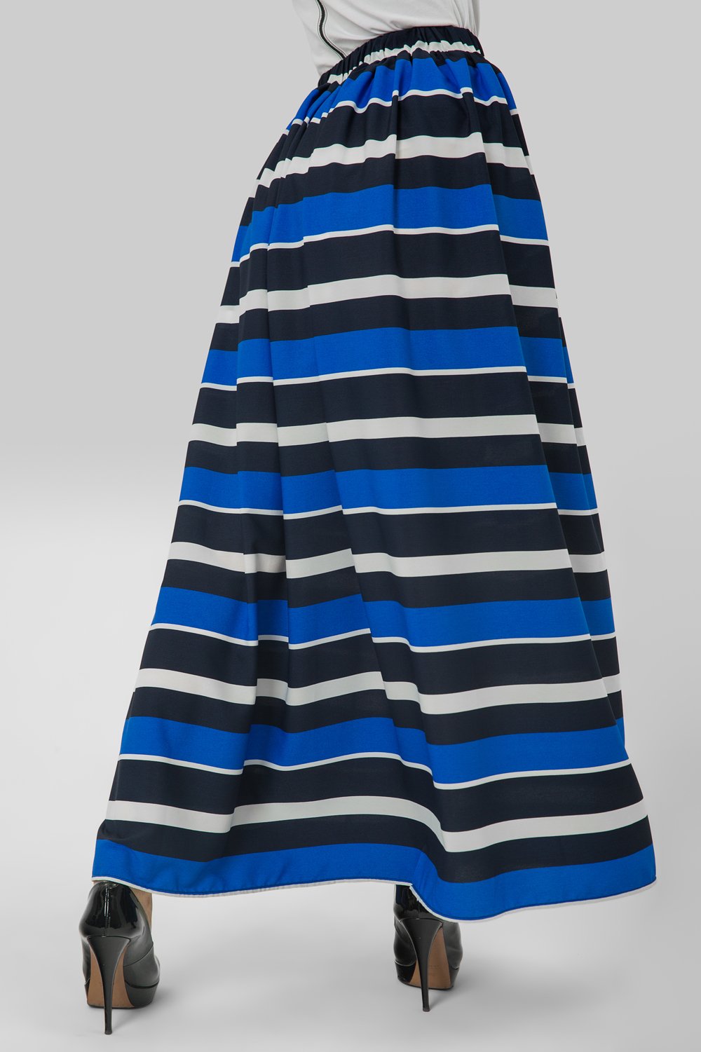 Striped maxi skirt in blue
