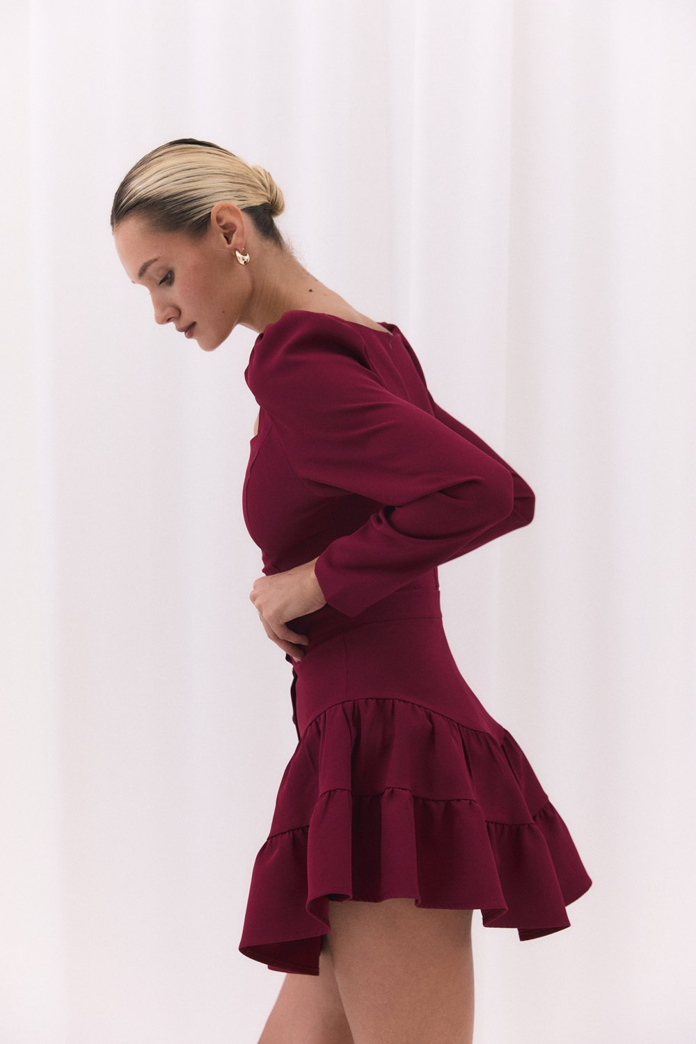 Burgundy skirt with a shaped yoke