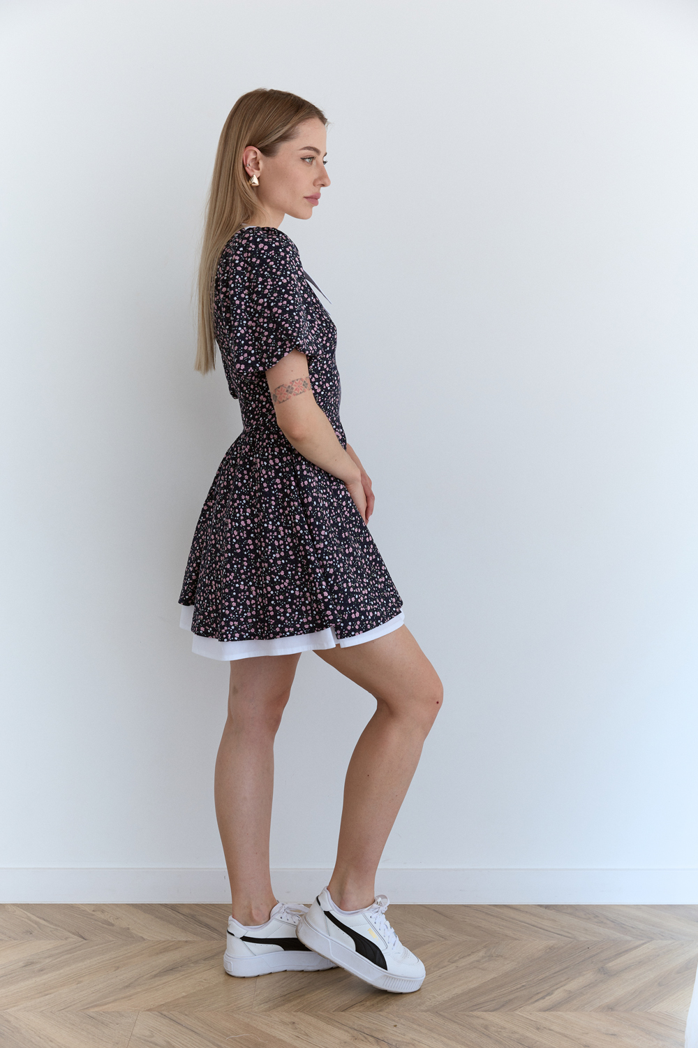 Dark blue light staple minidress with collar and petticoat