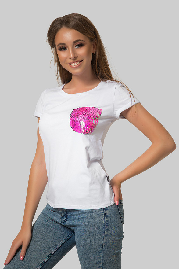 T-shirt with sequin pocket