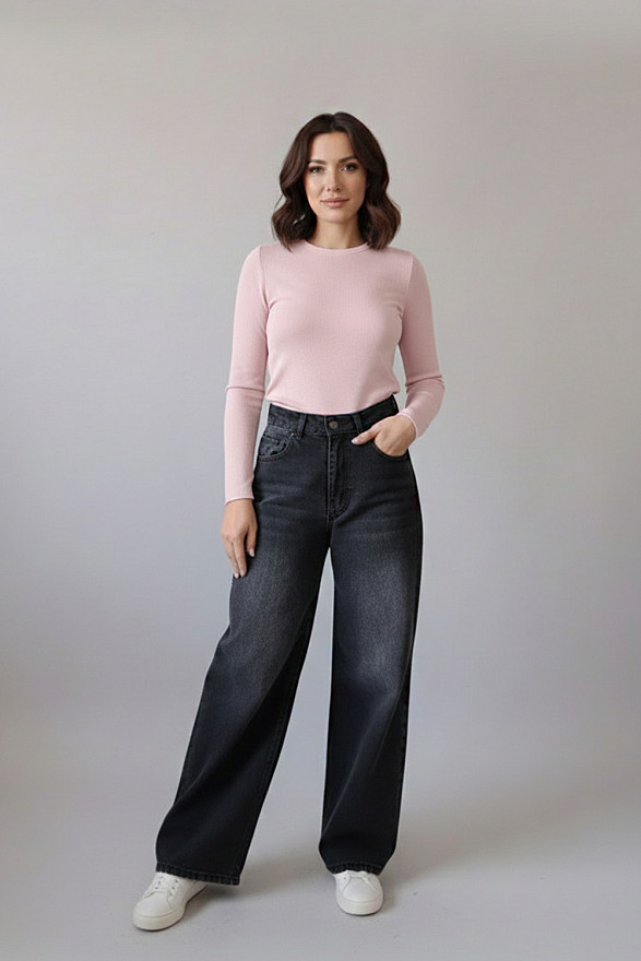 Розовый лонгслив из мягкого трикотажа