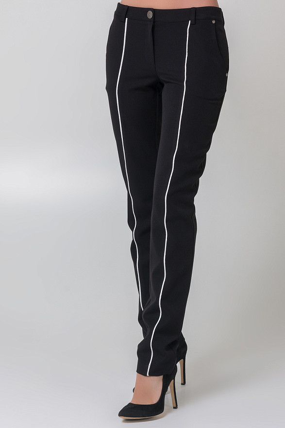 Black slim trousers