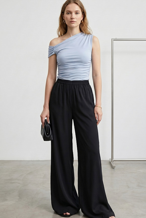 Вільні жіночі штани на резинці з кишенями