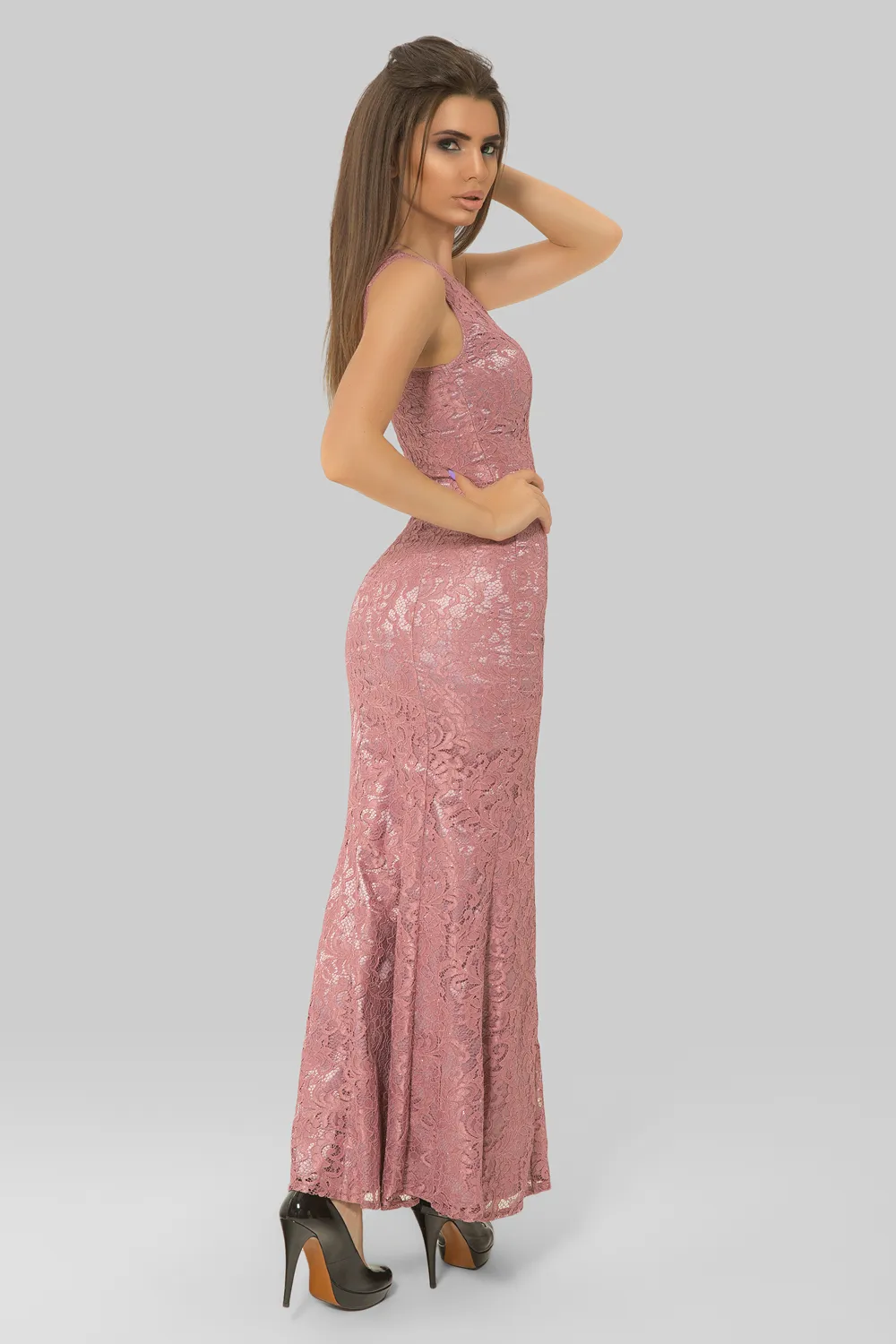 A floor-length evening dress in pink