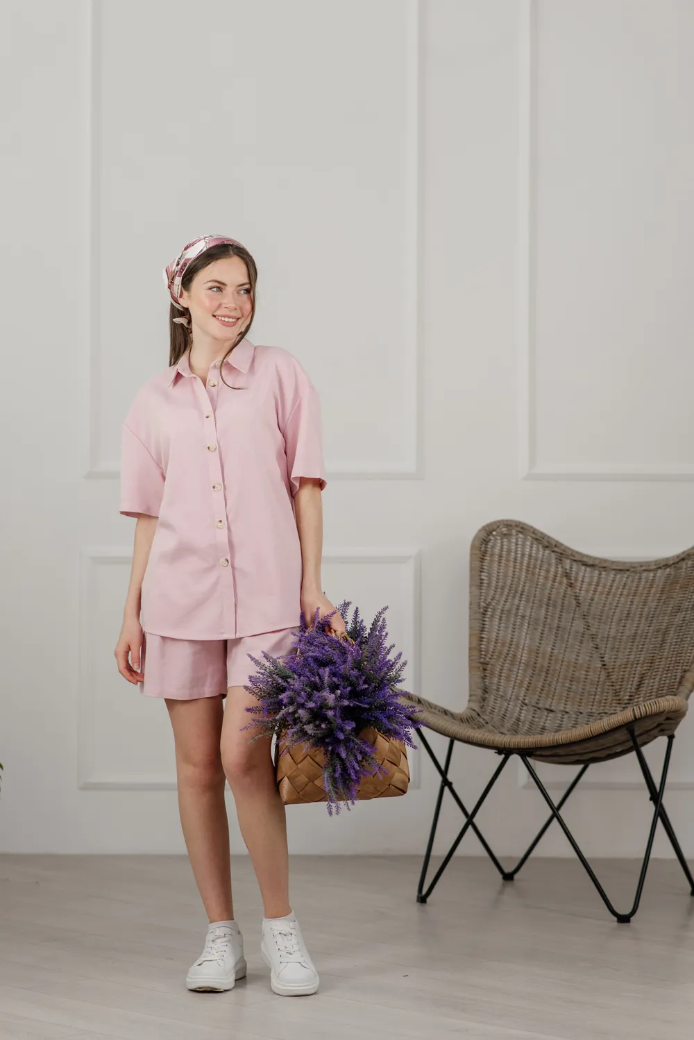 Pink suit with linen shorts