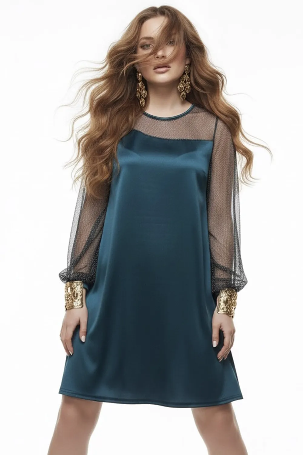 Зелена вільна сукня-трапеція з напівпрозорою сіткою